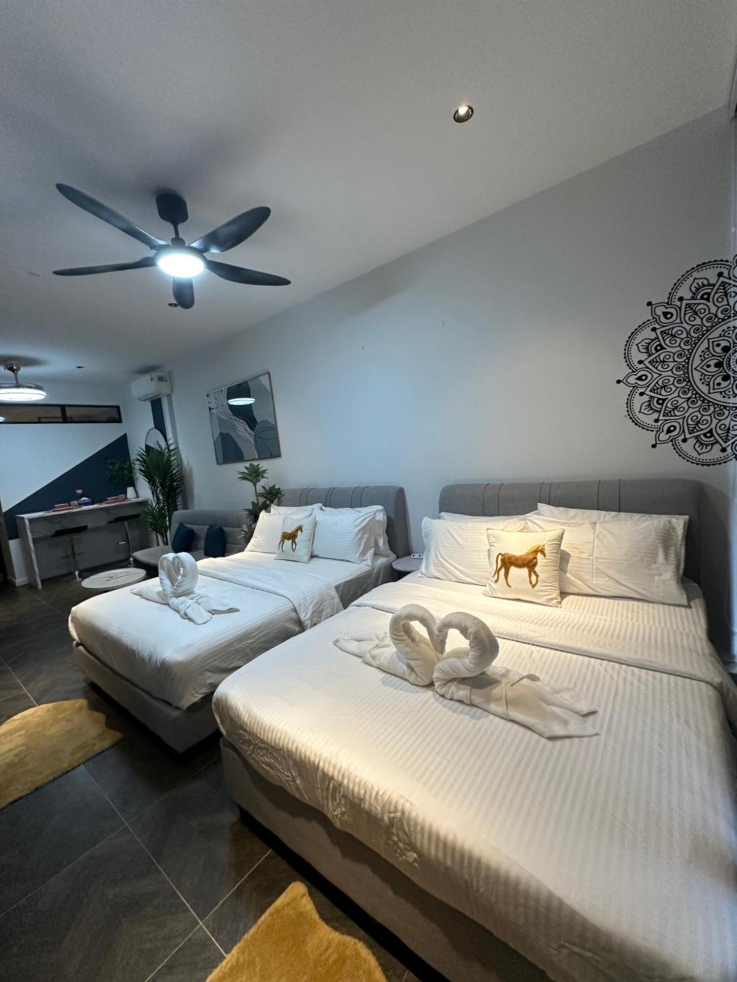 Skyline Homes By Scarletz Suites Klcc กัวลาลัมเปอร์ ภายนอก รูปภาพ