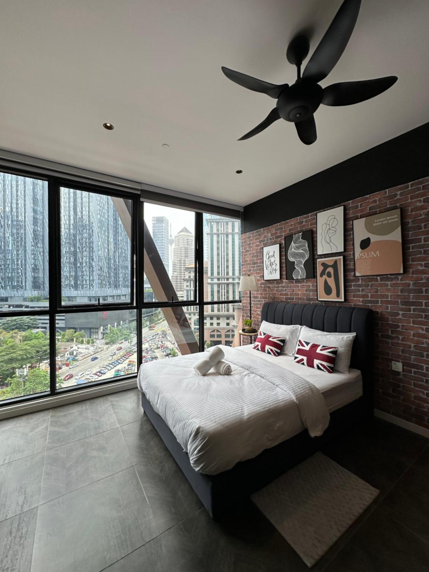 Skyline Homes By Scarletz Suites Klcc กัวลาลัมเปอร์ ภายนอก รูปภาพ
